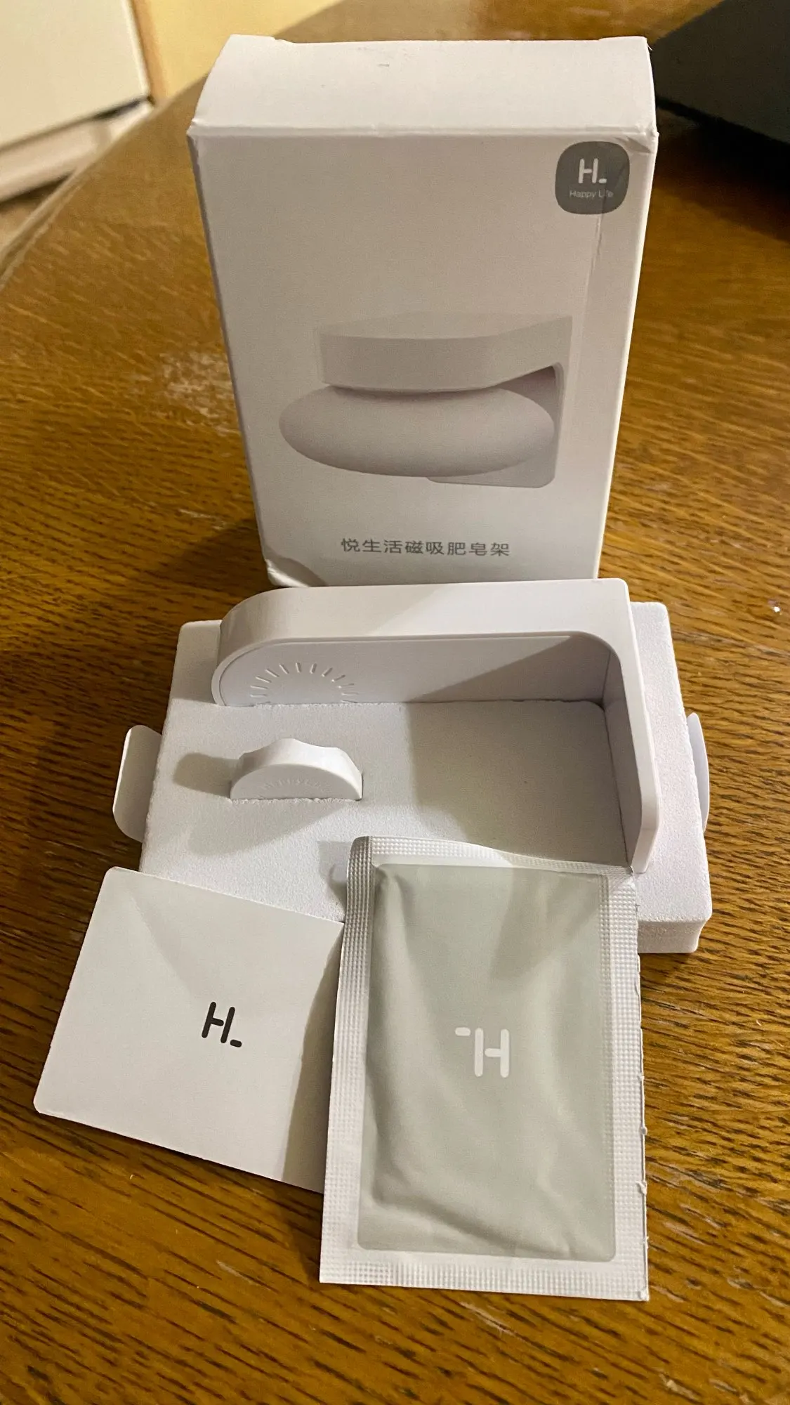 Отзыв о товаре Магнитная мыльница Xiaomi HL, магнитное крепление может выдержать 3 кг, подходит для различных настенных поверхностей от пользователя I***o