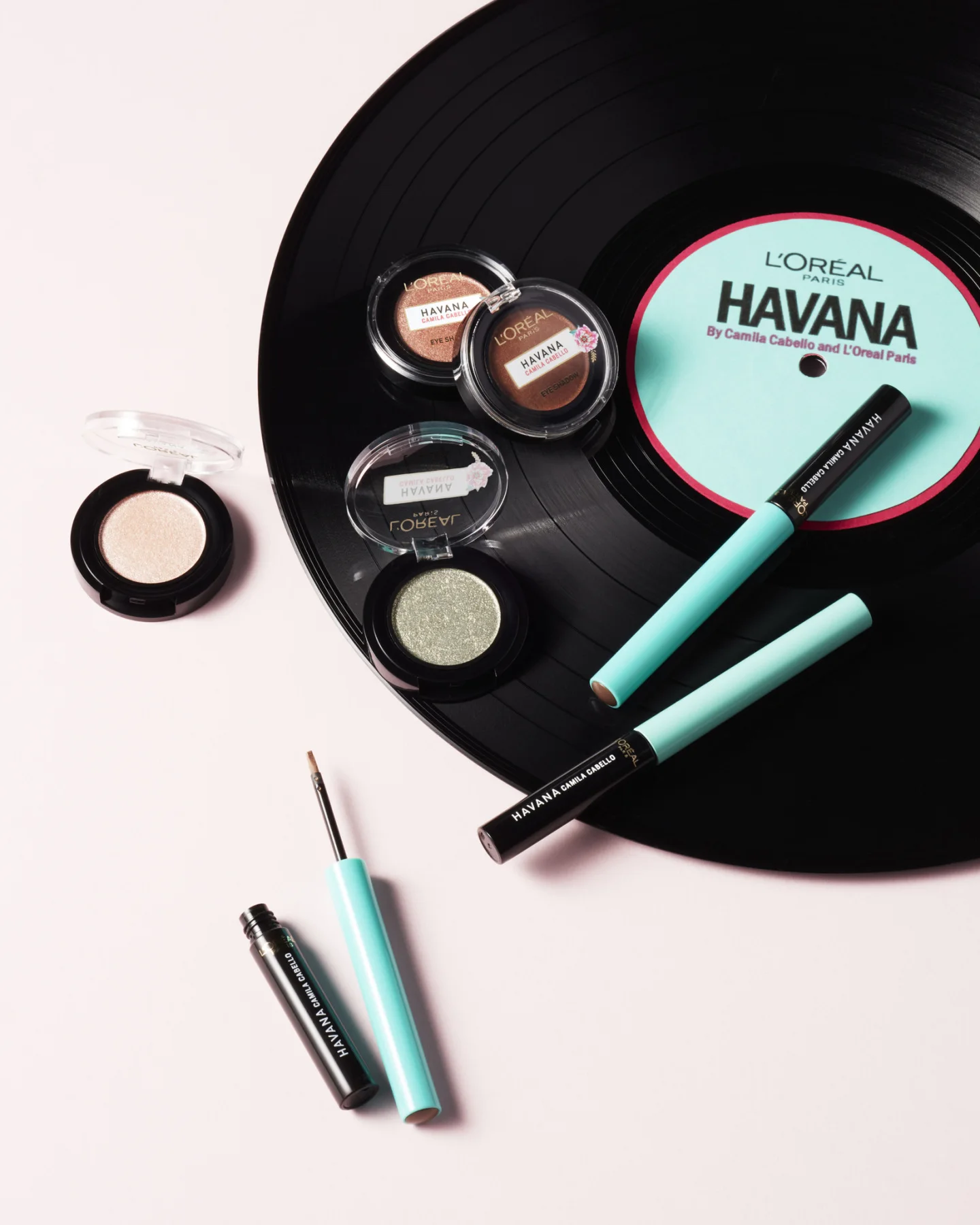 L’Oreal Paris Гель для бровей Insta Brow в эксклюзивной коллекции "Havana от L’Oreal Paris x Camila Cabello", оттенок 01, Блонд