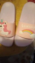 Zapatillas de dibujos animados para niños, zapatos planos para la playa, antideslizantes, chanclas de baño de verano