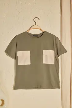 

Trendyol Pocket Detail Knitted Blouse TWOSS20BZ1709