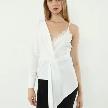 Womens Blouse 레이스 디테일 여름 패션 티셔츠 코튼 2022 New Collection Streetwear Backless Crop Top With Strap Camisole