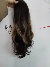 Pequeña LANA sintético Ombre negro marrón de oro con pelucas con reflejos largo ondulado resistente al calor de la parte media Cosplay pelucas para mujeres