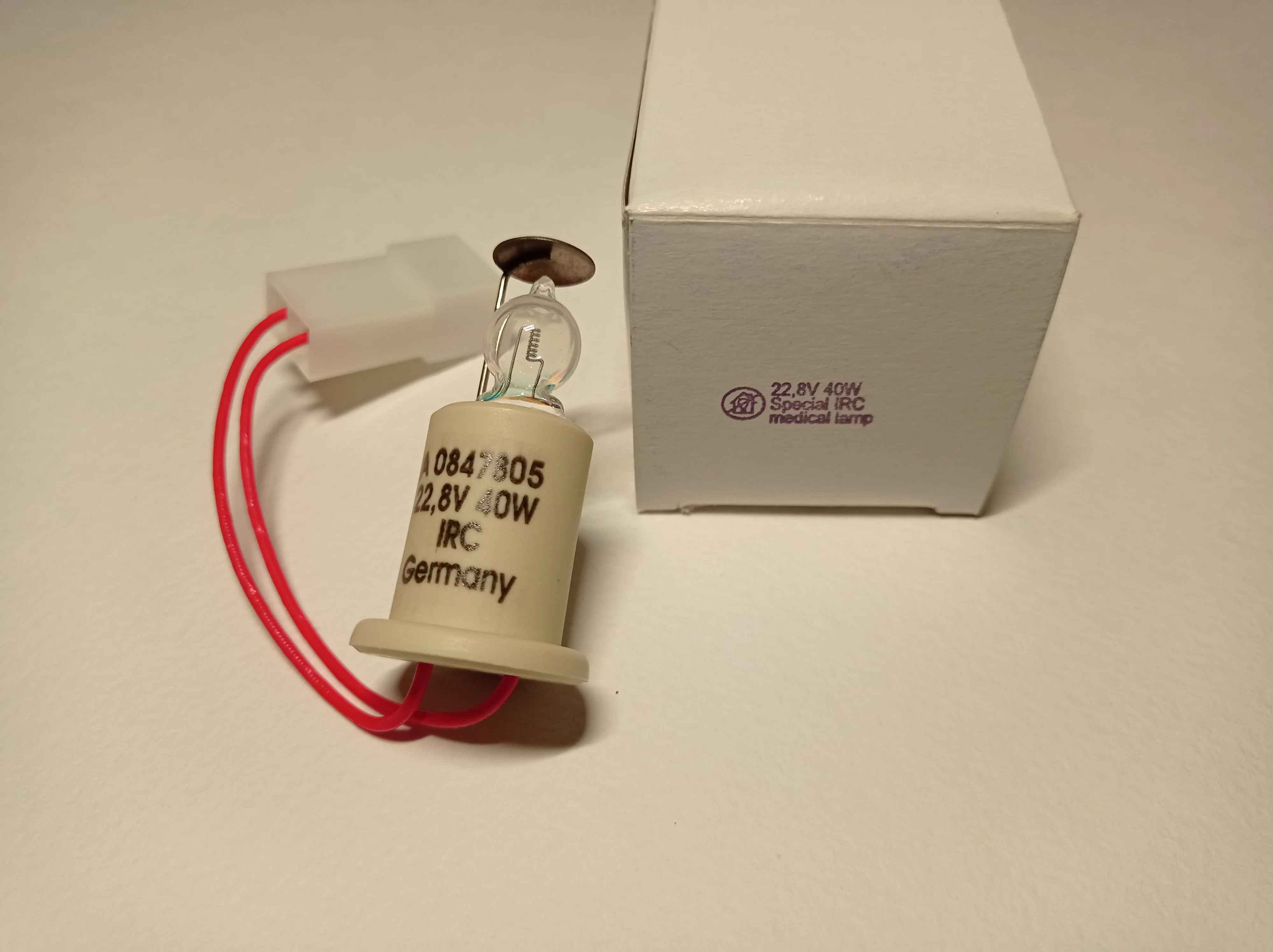 00847805 Dr. Fischer 22 8v 40W IRC Medizin code 485761-halogen lamp | Освещение