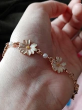 De moda blanco suave flores pulseras personalidad perla Metal minimalista crisantemo pulsera para Mujer Accesorios de la joyería