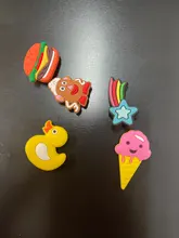 Charms de zapatos bonitos para niños, accesorios de diamantes, flamenco, amor, té de la leche, decoración para hebilla de zapato para croc jibz, x-mas, regalos de fiesta, novedad