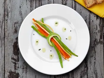 

Moll Melamine Serving Plate 6 Piece 21cm