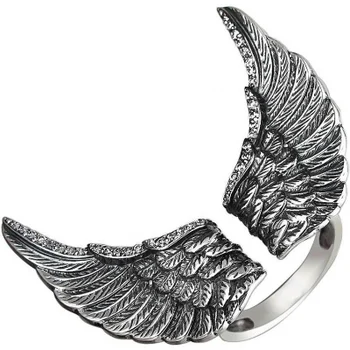 

Esthete ring wings with cubic zirconia