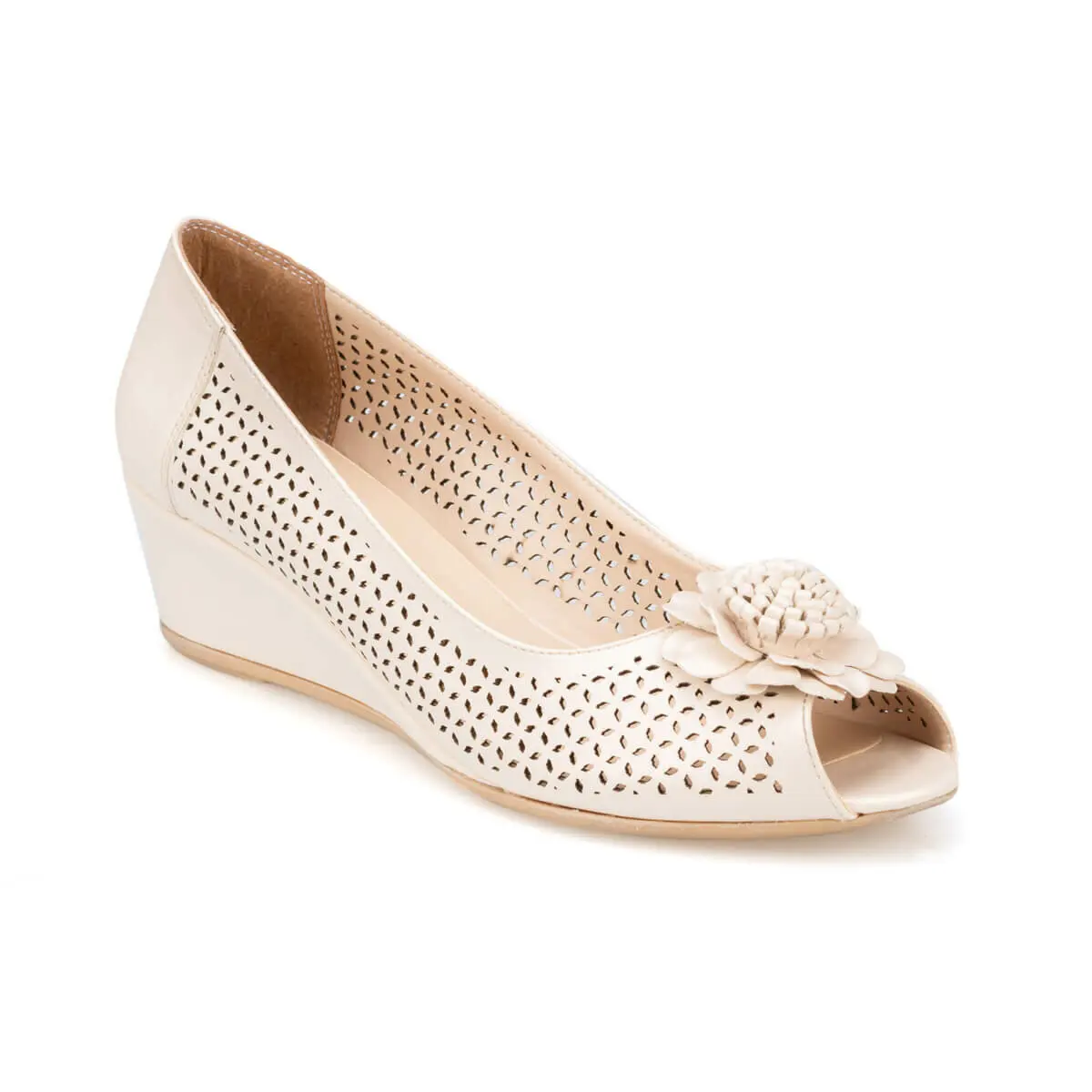 

FLO 91.313077.Z Beige Women 'S Sandals Polaris