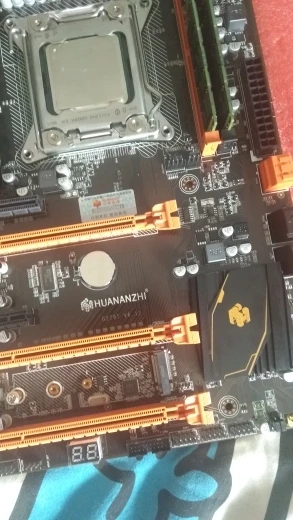 Huanan X79 Deluxe inceleme Xeon E5 2660 - Aliexpress macerası içerir