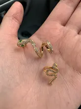 Artilady-Conjunto de 2 uds. De pendientes de clip para mujer, color dorado, accesorios de piedra de serpiente, pendiente con abalorio