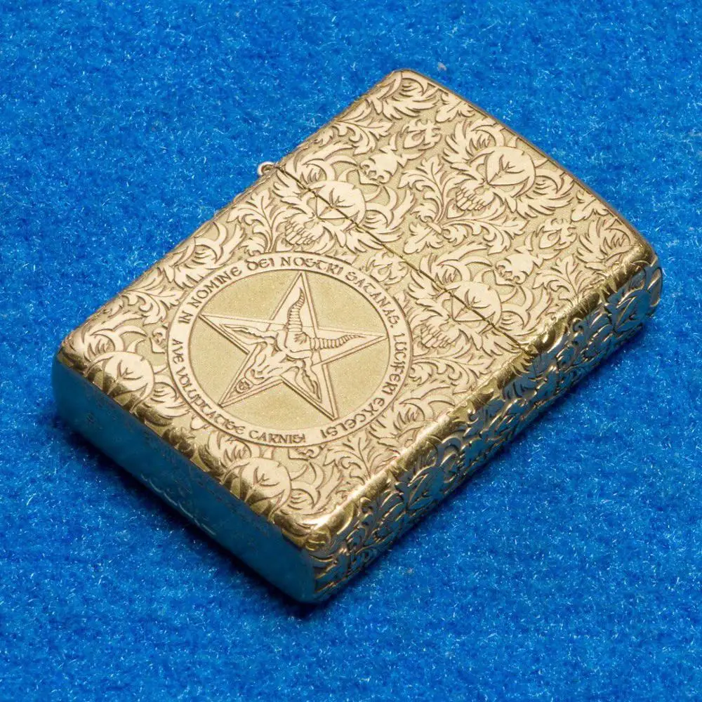 Оригинальная зажигалка Zippo Armor 168 с кастомизацией Бафомет