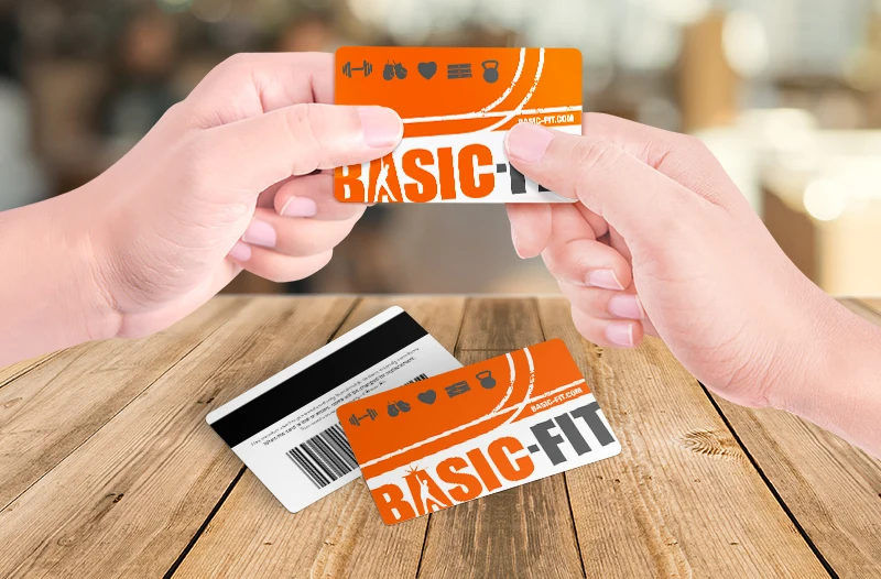 O pessoal feito sob encomenda do pvc do gym cartões de identificação plástico negócio cartão de nome 0.76mm espessura moq 5 pces