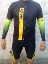 Verano de 2021 MAVIC Ciclismo Jersey conjunto de manga corta traje de Ropa de Ciclismo Uniformes rápido seco bicicleta Ropa MTB ciclo Ropa
