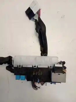 

CASE RELAYS/FUSES TOYOTA LEXUS CT