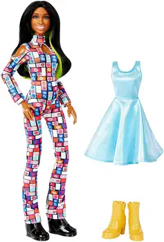 

Naomi wrestling superstars WWE