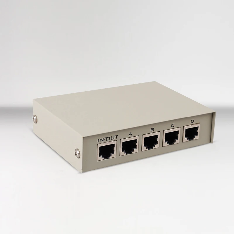 Сетевой коммутатор LAN CAT 4 портовый для внутреннего и внешнего сетевого сервера