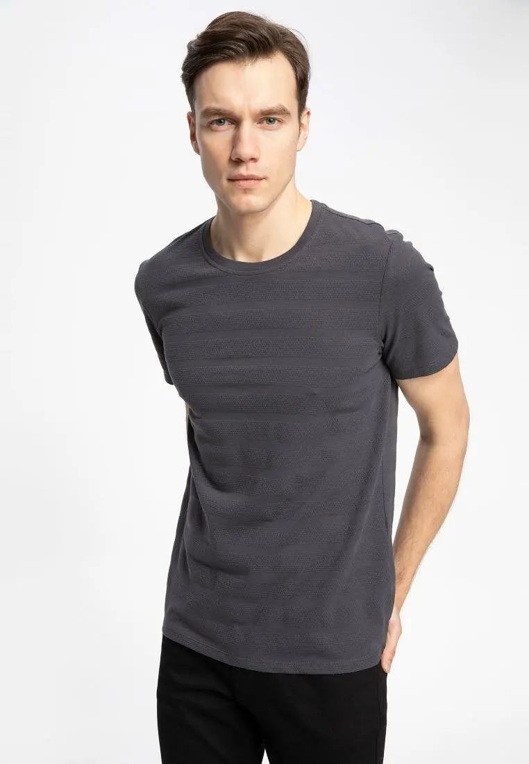 

DeFacto New Summer Man Fashion O-neck T-Shirt Men's Casual Pure Color Loose Tops Male Cotton Short Sleeves - K1289AZ19SM