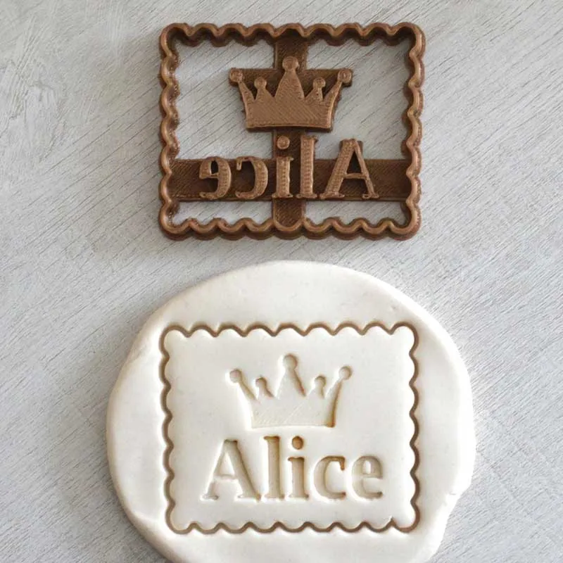 Custom Name and Crown cookie cutter ,Custom Biscuit cookie cutter, can make your design ,Baking Molds Tools afbeelding