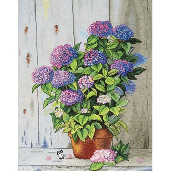 

"floss embroidery kit", "cross stitch", "canvas", "counted cross stitching", "floss threads", "counted cross stitching", "embroidery kit", "Hobby & Pro"