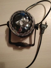 Bola de discoteca giratoria para fiesta, luz de fiesta giratoria activada por sonido, iluminación RGB 3LED de 3W para Navidad, boda, eventos, ángulo de haz, color negro con funda transparente