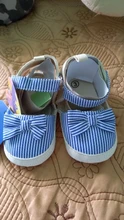 Zapatos de verano para niños y recién nacidos, zapatillas de cuna suaves para bebés, antideslizante con lazo a rayas, 0 a 18 m, 2019