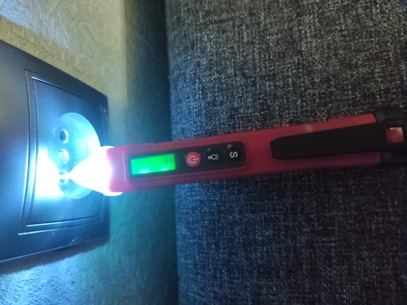 Отзыв о товаре ANENG VC1010 вольтметр цифровой тестер индикатор напряжения тестер напряжения Цифровые датчики напряжения переменногопостоянного тока умная бесконтактная ручка измерительный прибор индикаторная отвёртка вольтметры от пользователя Покупатель