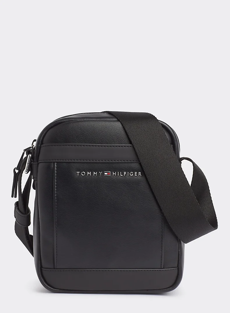 tommy hilfiger messenger bag men