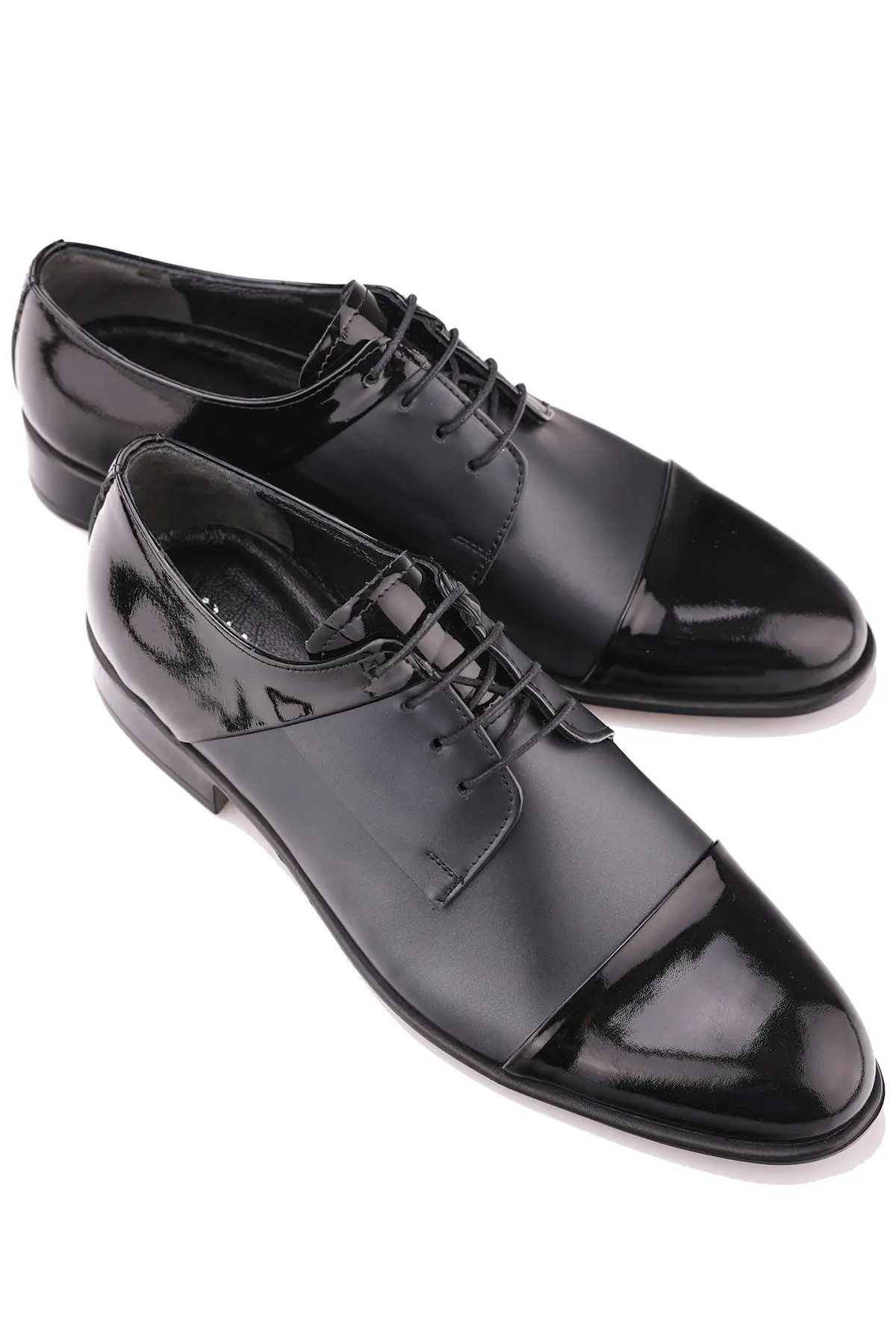 black shiny formal shoes
