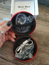 New Bee-auriculares inalámbricos con Bluetooth 5,0, Mini auriculares manos libres para iPhone y xiaomi