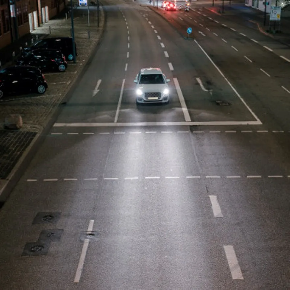 city-front-beam.download