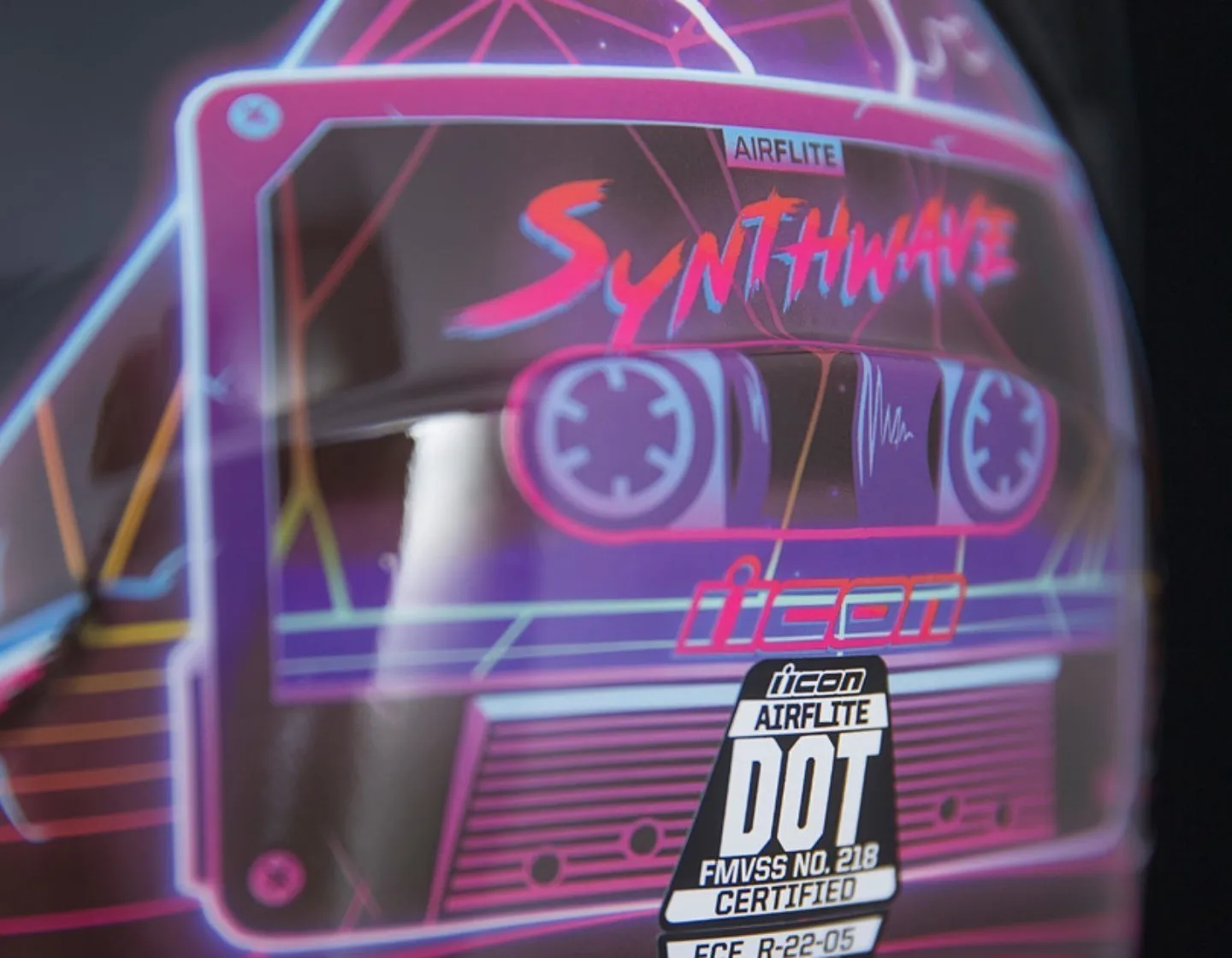 Icon Airflite Synthwave фиолетовый мотошлем(цвет: фиолетовые, размер: m
