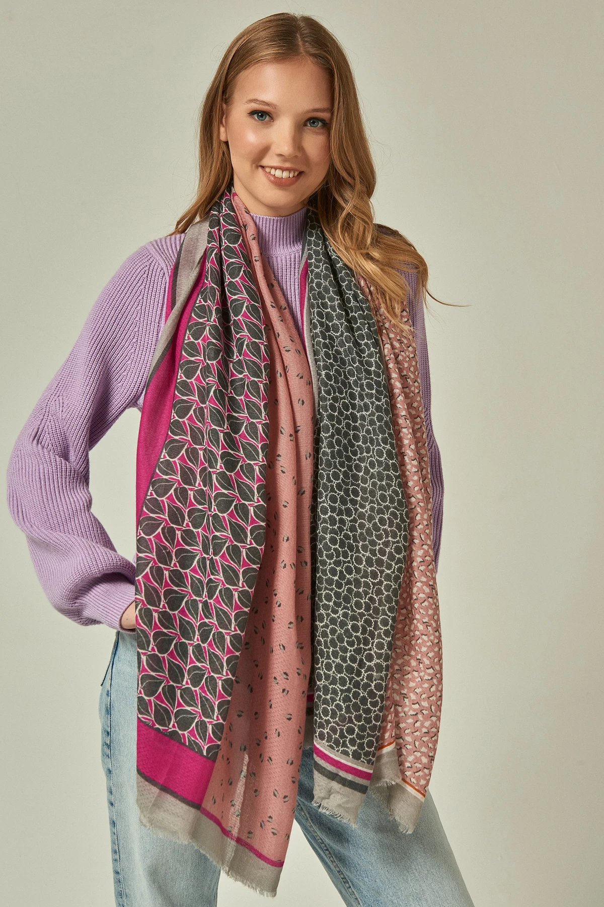 

Women's Shawl Pink Shawl Acrylic Multi-Pattern