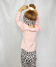 Conjunto de ropa para niñas pequeñas, Tops de manga larga con letras para recién nacidos, pantalones informales con estampado, diadema, trajes para niños pequeños