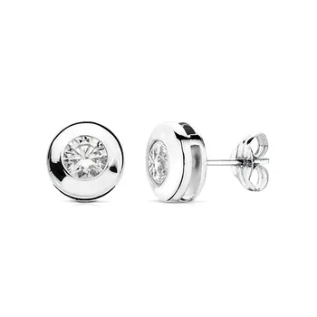 

Earrings 18k white gold chatón cubic zirconia 8mm. Close pressure women