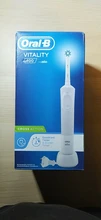 Oral B Vitality D100 CrossAction, Cepillos de dientes Eléctricos Recargables Blanco/Negro, limpieza 2D, cabezal oscila y rota