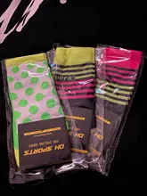 DH SPORTS-calcetines de ciclismo profesionales, altos y frescos, calcetines para bicicleta de montaña, medias deportivas de compresión al aire libre, venta de descuento para correr