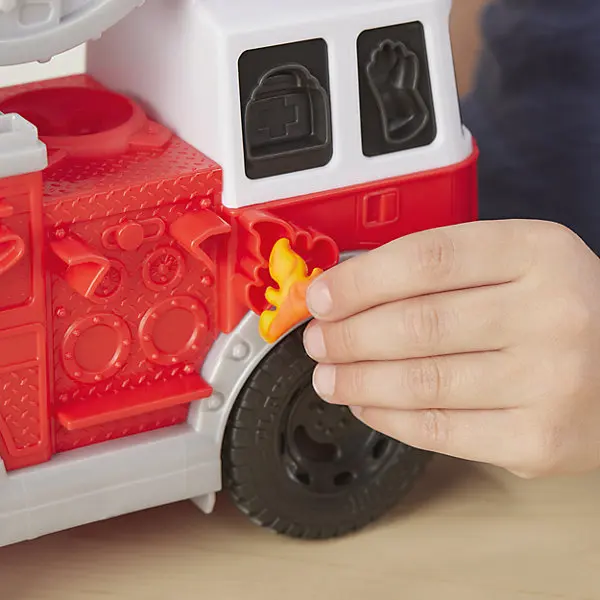 Игровой набор Play-Doh "Пожарная машина"