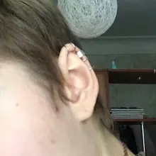 Pendiente de cartílago falso para mujeres y hombres, Clips de oreja sin Piercing, de hojas doradas, joyería, regalos al por mayor