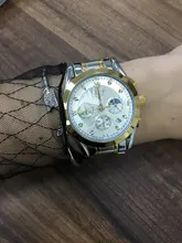 En este momento 2021 oro nuevo reloj mujer relojes de señoras creativa de las mujeres relojes de pulsera mujer impermeable reloj Relogio femenino
