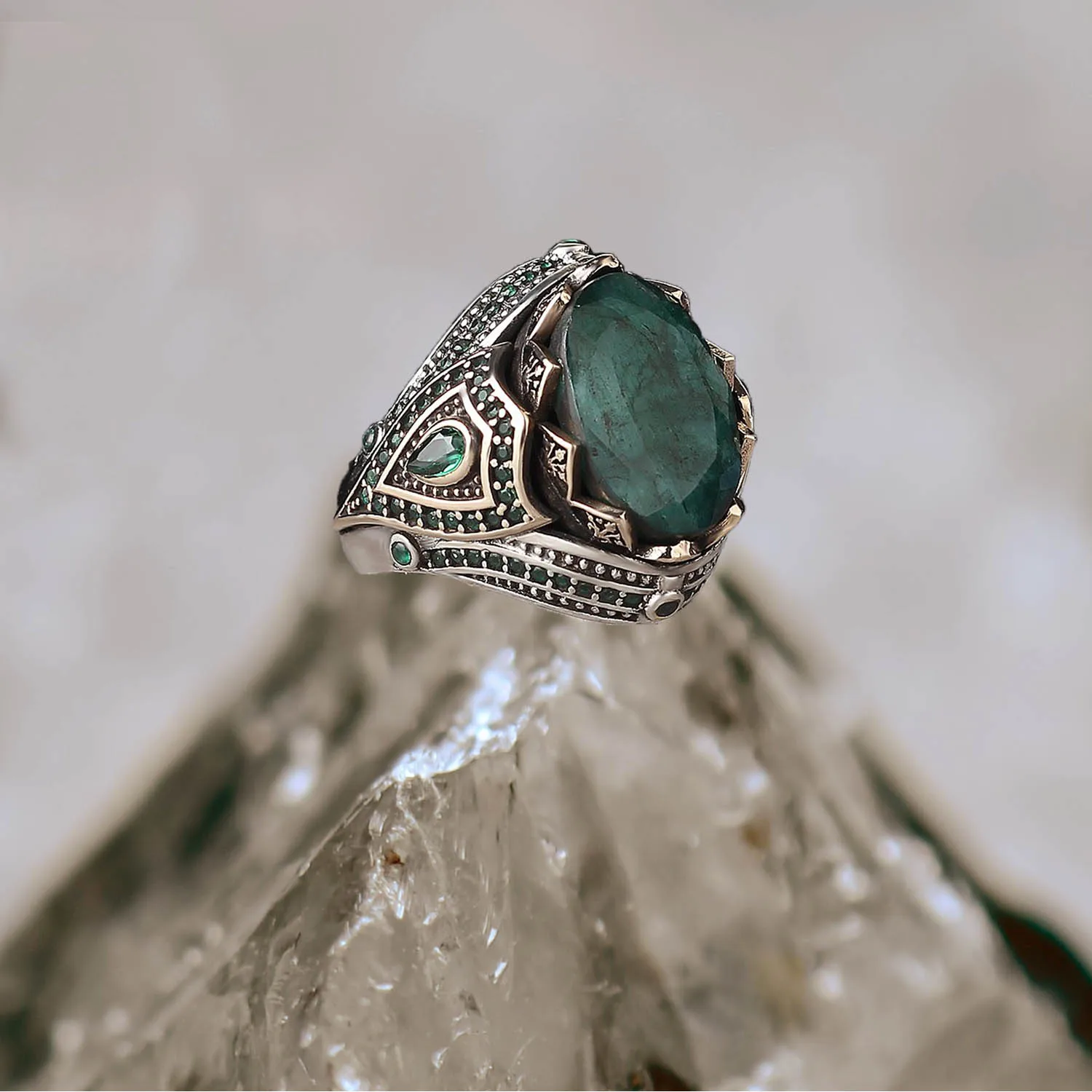 925 Sterling Silver Green Emerald Stone Key Design Mens Ring –  silverbazaaristanbul