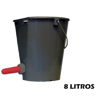 

Feeding cube for calves with teat included COMPLETE-capacity 8 litres