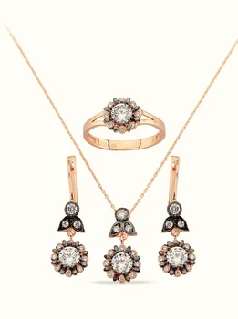 

Diamond Looking Authentic Team 02-560-ES0018