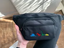 Mujer de dibujos animados lindo dinosaurio bordado Cintura amplia bolsa móvil Harajuku negro púrpura Banana Fanny Pack Bel Cantasi 186