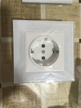 Coswall-Panel de alimentación de vidrio templado para pared, enchufe con conexión a tierra 16A, enchufe europeo, ruso, España, con cerradura protectora para niños