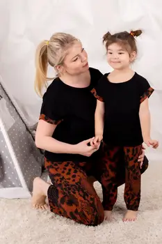 

Armonika Women Snake-Skinned Mother-Daughter Pajamas set ARM-20Y001013