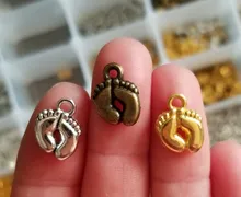 20 piezas encantos pies 13x10mm plata tibetana chapado en oro bronce colgantes joyería antigua fabricación artesanal DIY