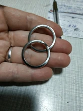 LLavero de acero inoxidable con agujeros para mujer, lote de 10 unidades, 20/23/25/28/30/33/35mm, partido redonda, regalo para hombre