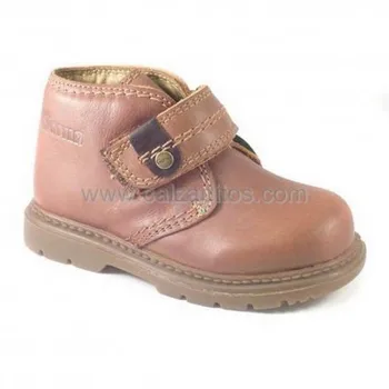 

Boots camel color for child/kid, Gorilla
