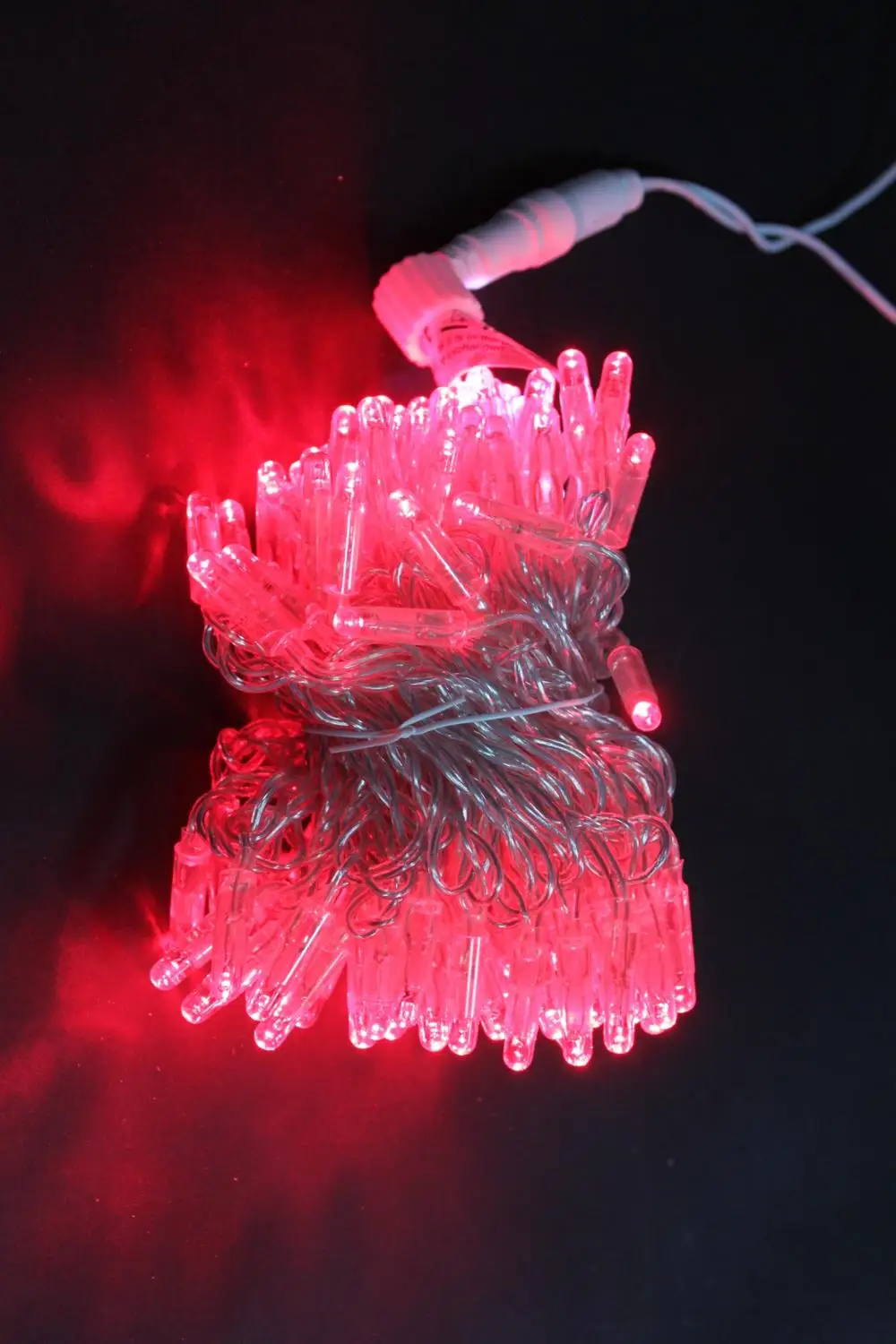 Гирлянда Нить уличная для украшения 10м, 31V, шнур белого цвета,100 LED,90 красных диодов+flash-эффект