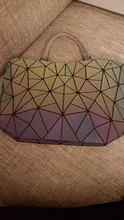 Bolso luminoso de gran capacidad para mujer, bandolera de hombro acolchada con holograma láser liso, plegable, con gran capacidad geométrica